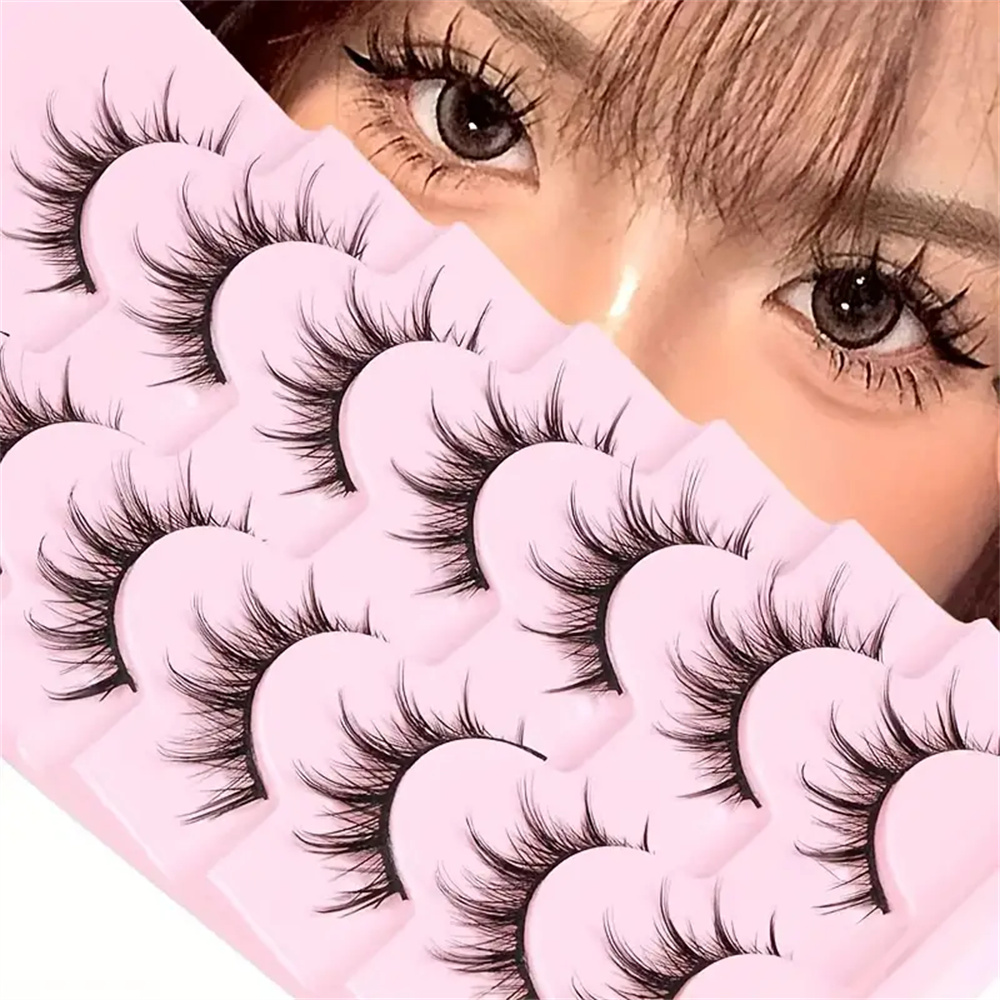 Asian Cosplay Anime - Natural Look False Eyelashes Anime Wispy